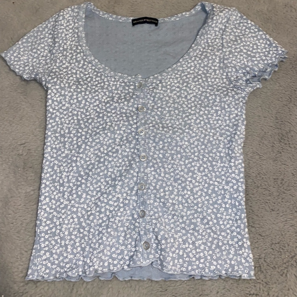 NEVER WORN BEFORE brandy melville shirt